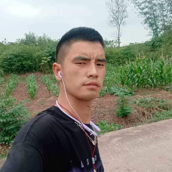 35岁岁四川单身帅哥 - 焦作吉缘网