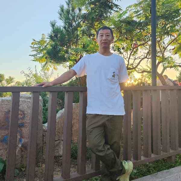 47岁岁辽宁单身帅哥 - 焦作吉缘网