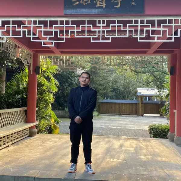 31岁岁重庆单身帅哥 - 焦作吉缘网